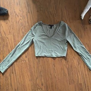 Long sleeve crop top